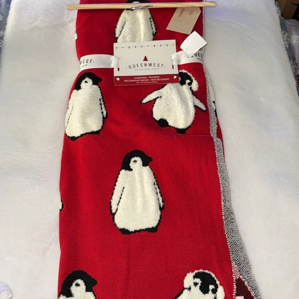Queens West Christmas 2024 penguin oversized throw